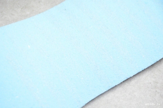 Rep EP Mid 1 554724-415 554724-415  Hornets Jordan 0417